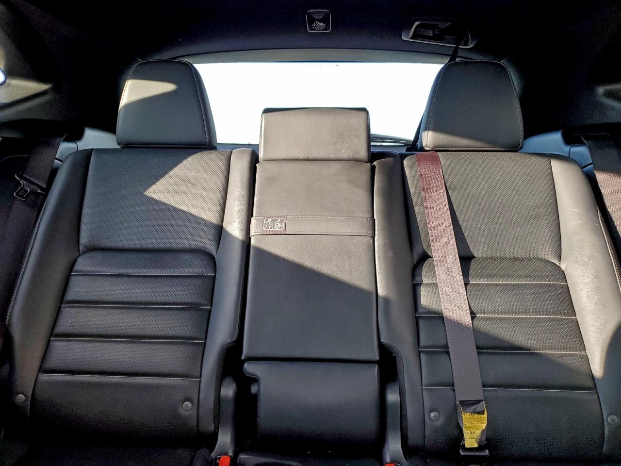 Lexus NX 200t Image 8