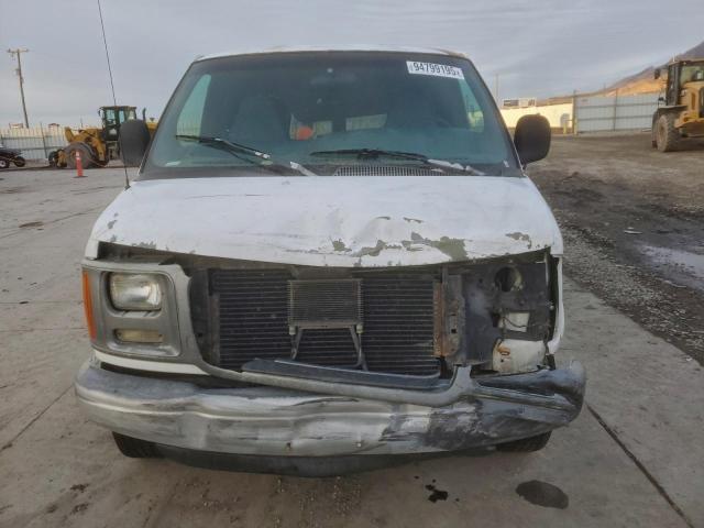 GMC Savana G3500 Image 4