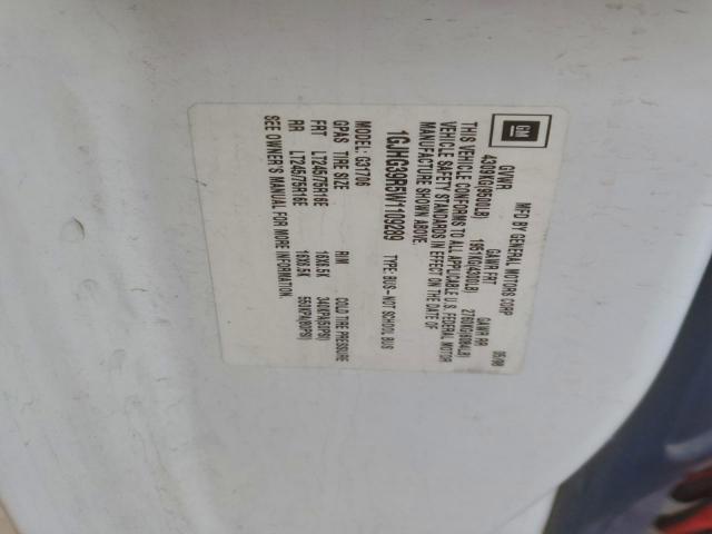 GMC Savana G3500 Image 10