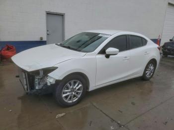  Salvage Mazda 3