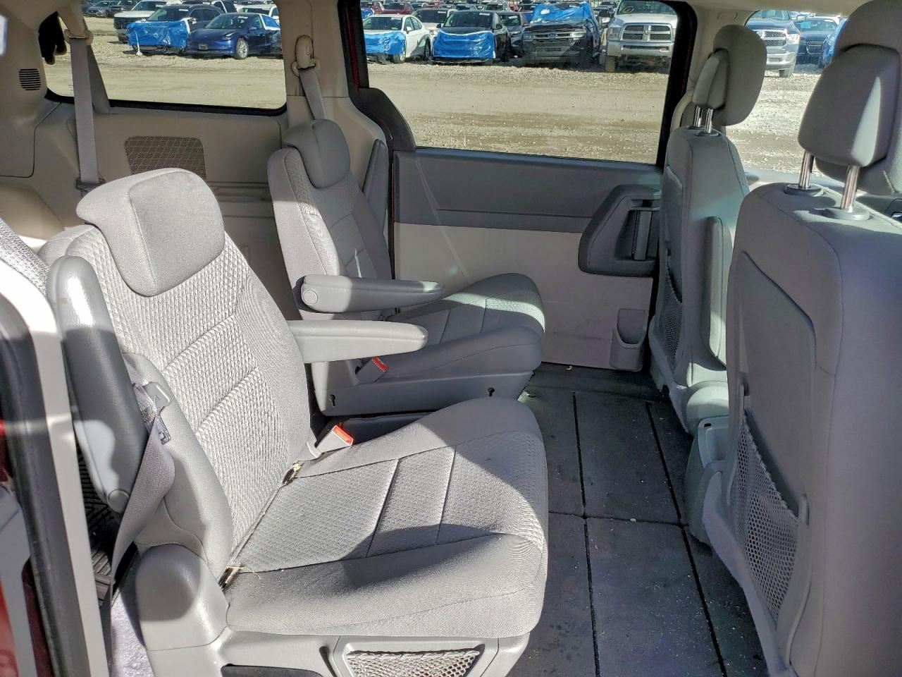 Dodge Caravan Se Image 11