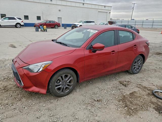  Salvage Toyota Yaris