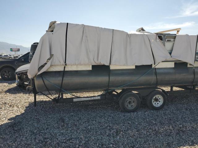 Sun Tracker Boat Image 6