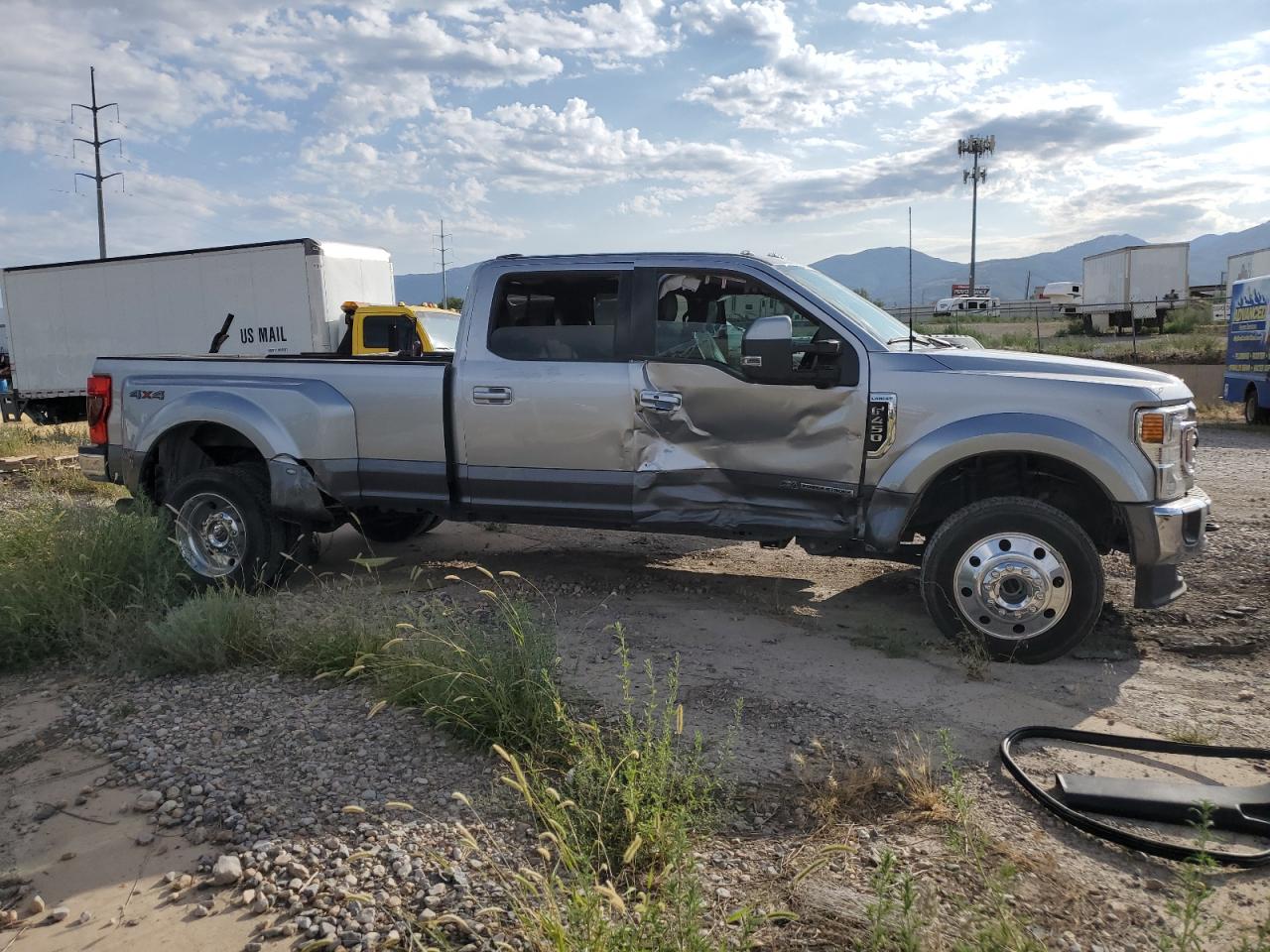 Ford F-450 Super Duty Image 2