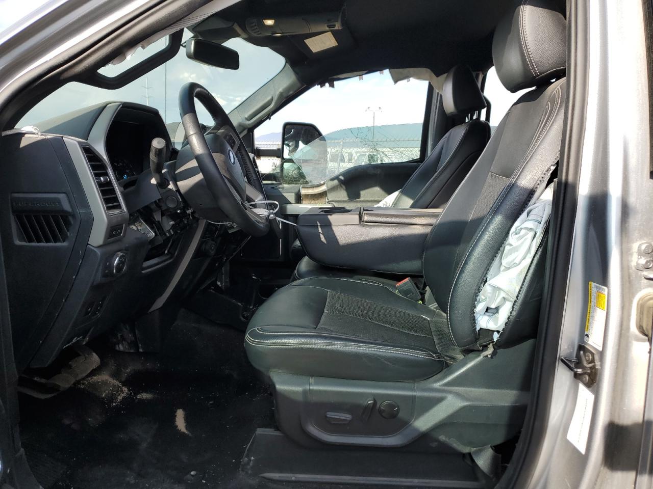 Ford F-450 Super Duty Image 5