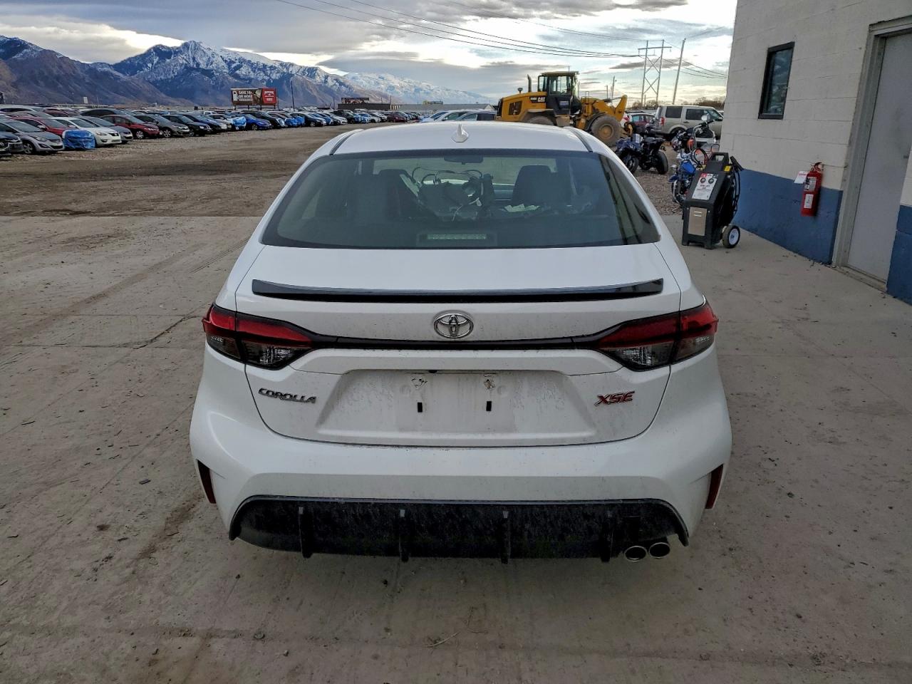 Toyota Corolla Xse Image 5