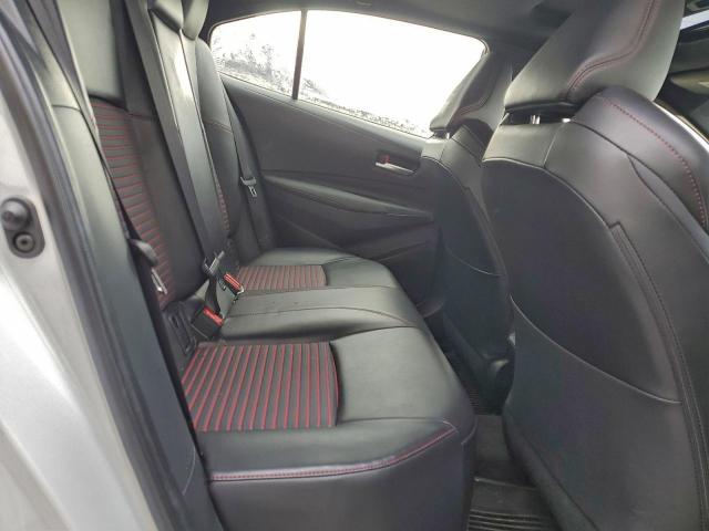 Toyota Corolla Xse Image 7