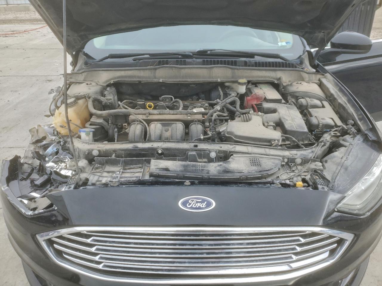 Ford Fusion Se Image 10