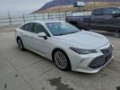 Toyota Avalon Xle Image 8