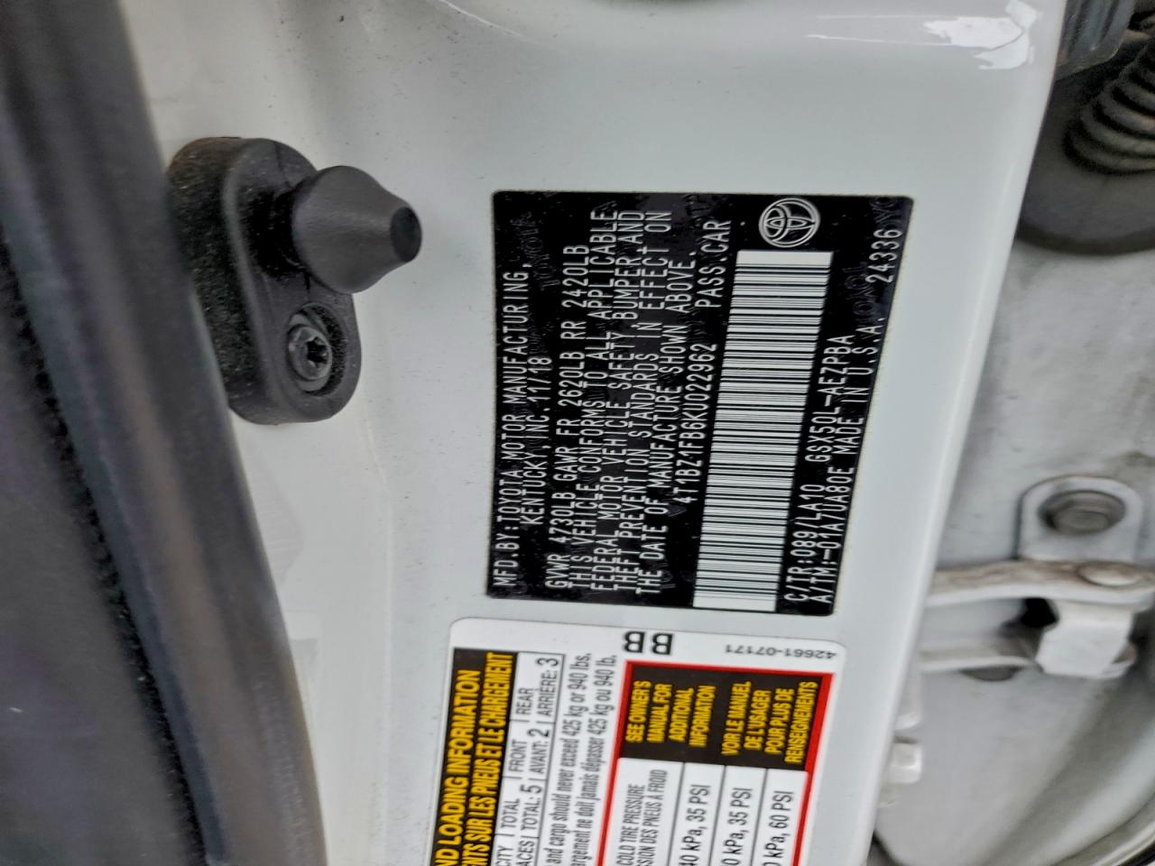 Toyota Avalon Xle Image 4