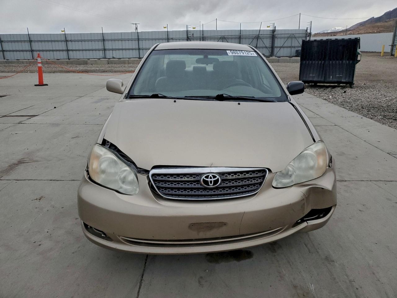 Toyota Corolla Ce Image 11