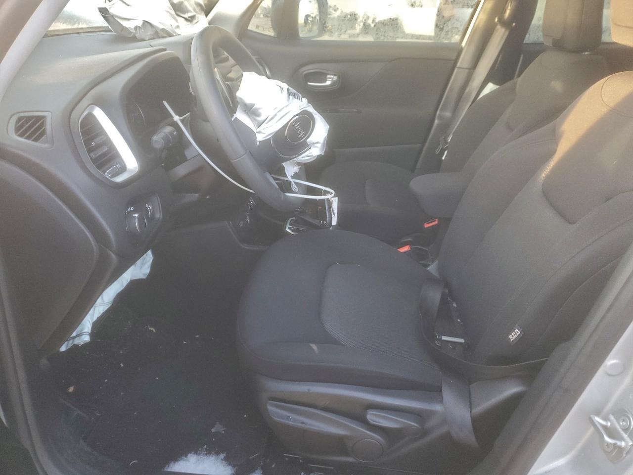 Jeep Renegade Sport Image 10