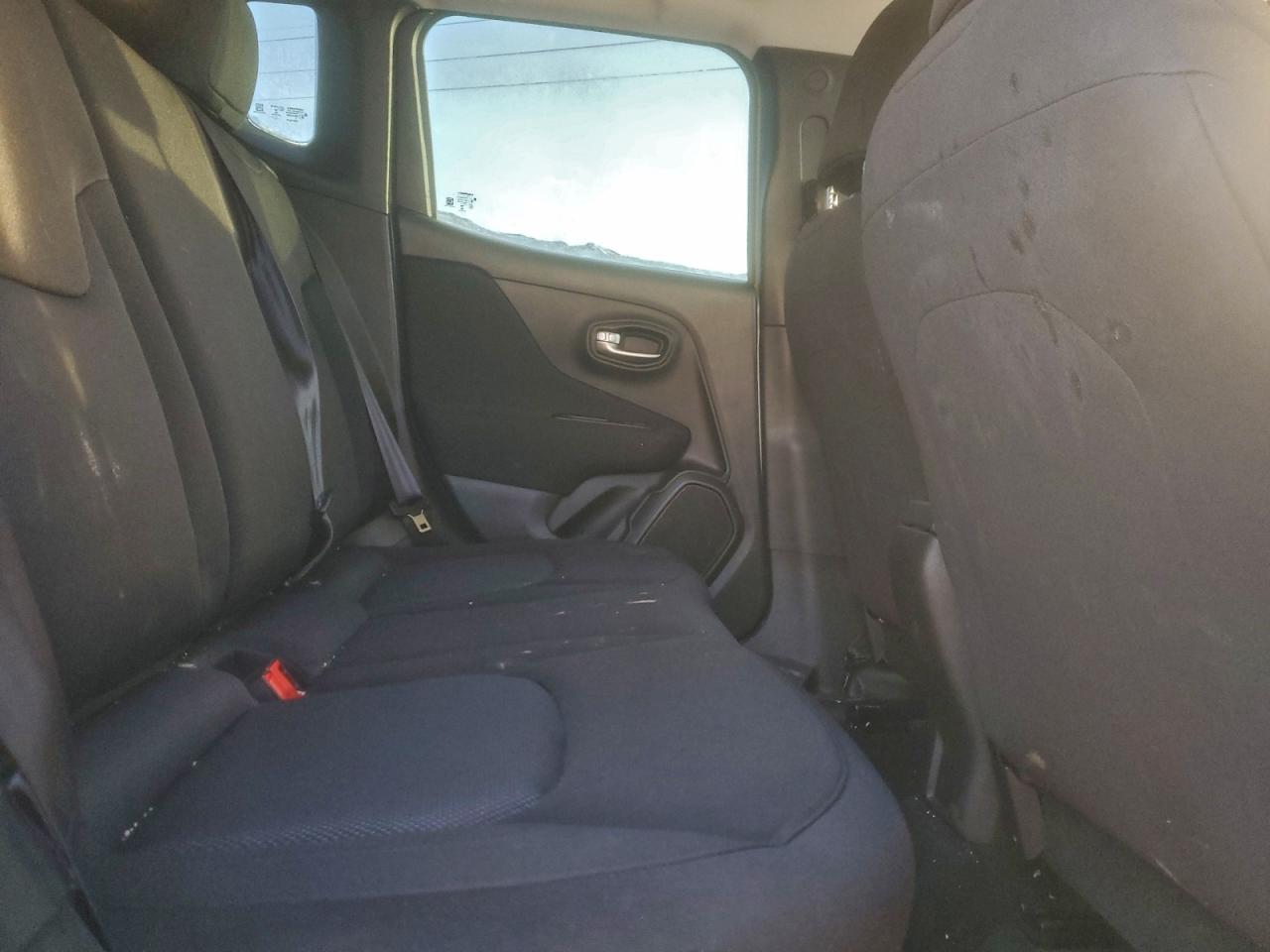 Jeep Renegade Sport Image 9