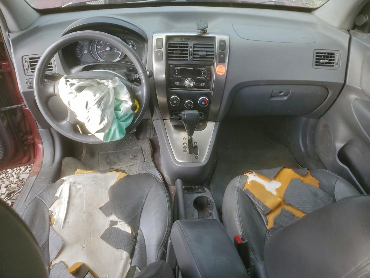 Hyundai TUCSON Gls Image 10