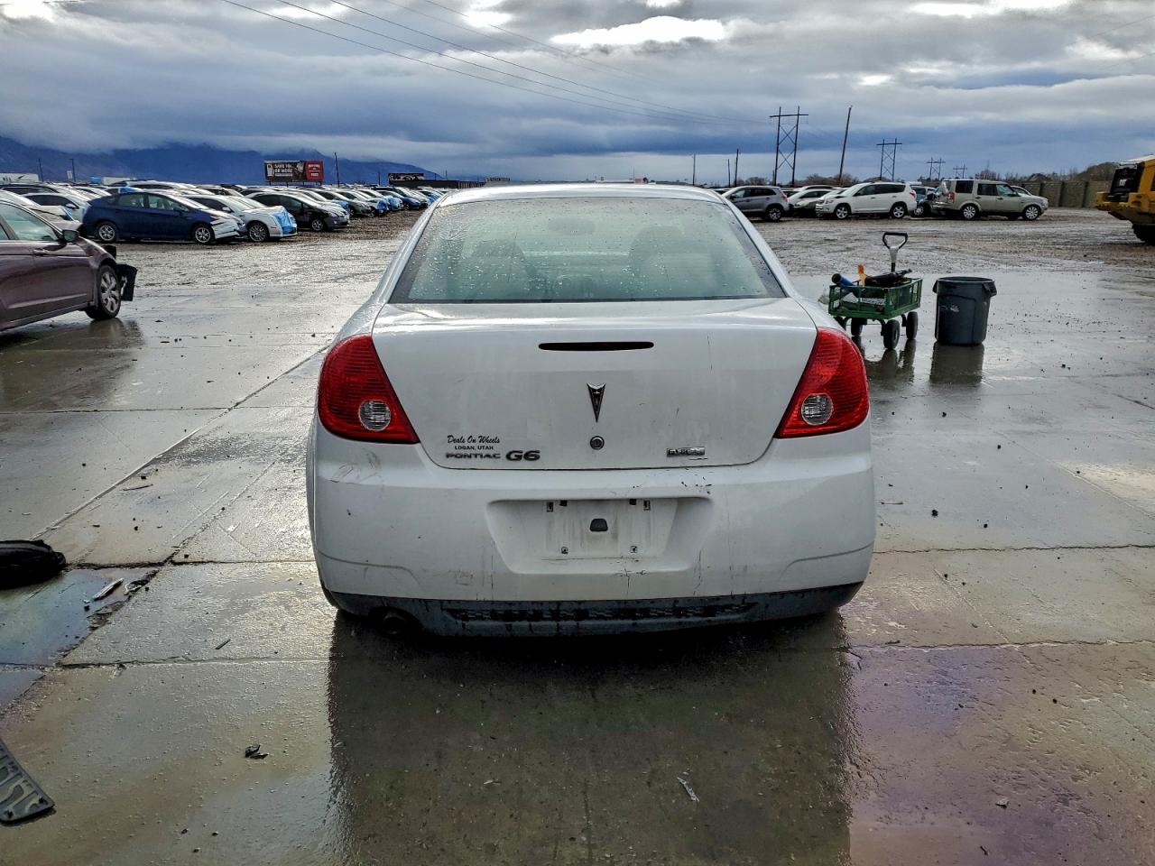 Pontiac G6 Image 8