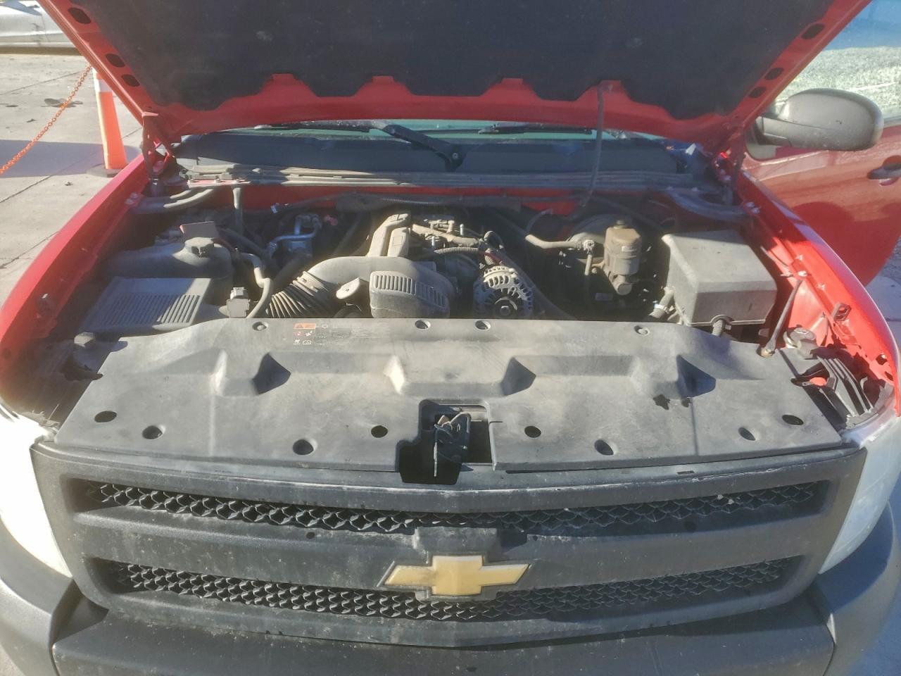 Chevrolet Silverado K1500 Image 10