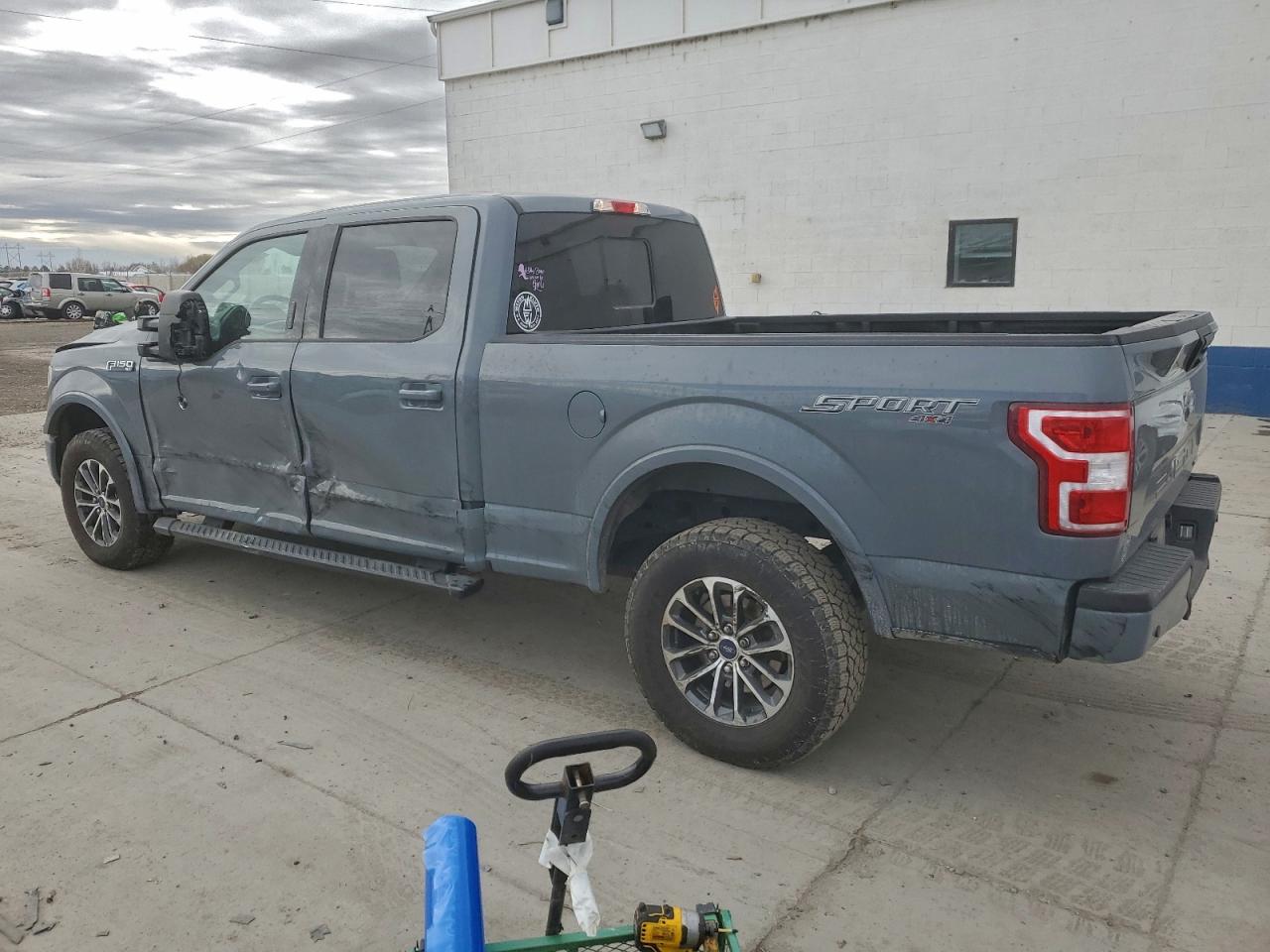 Ford F-150 Supercrew Image 2