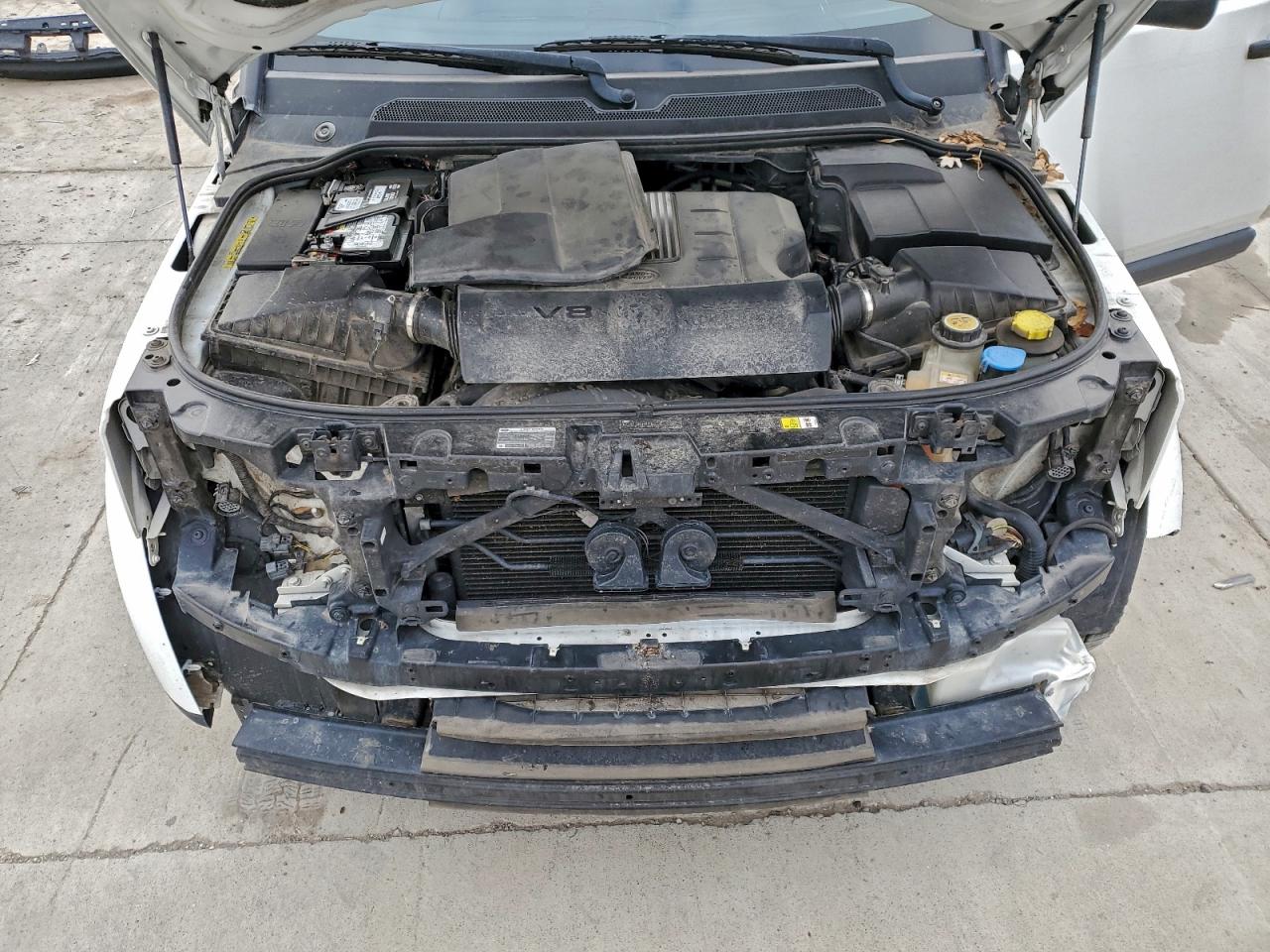 Land Rover LR4 Hse Image 10