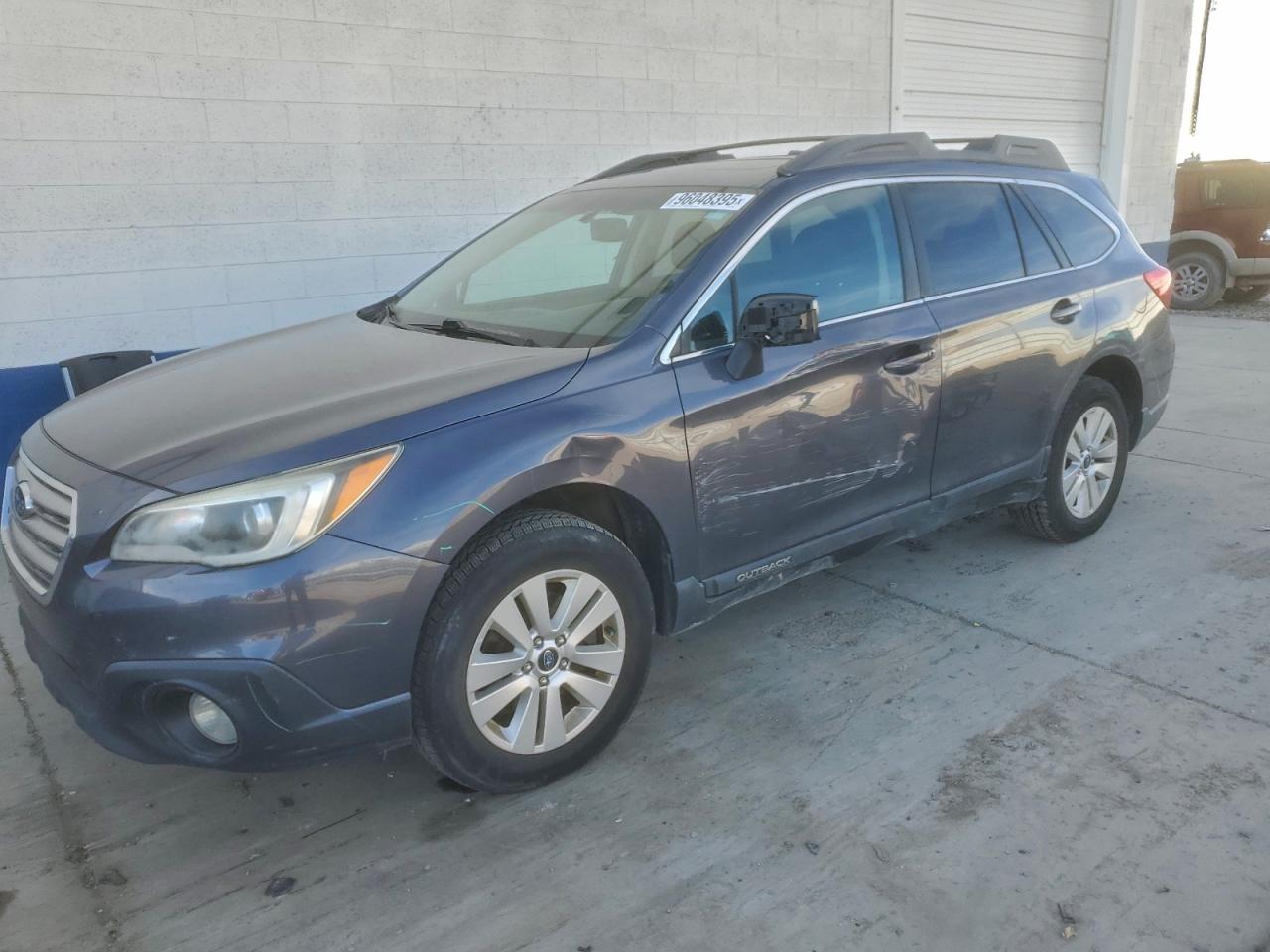 Subaru Outback 2.5i Premium Image 1