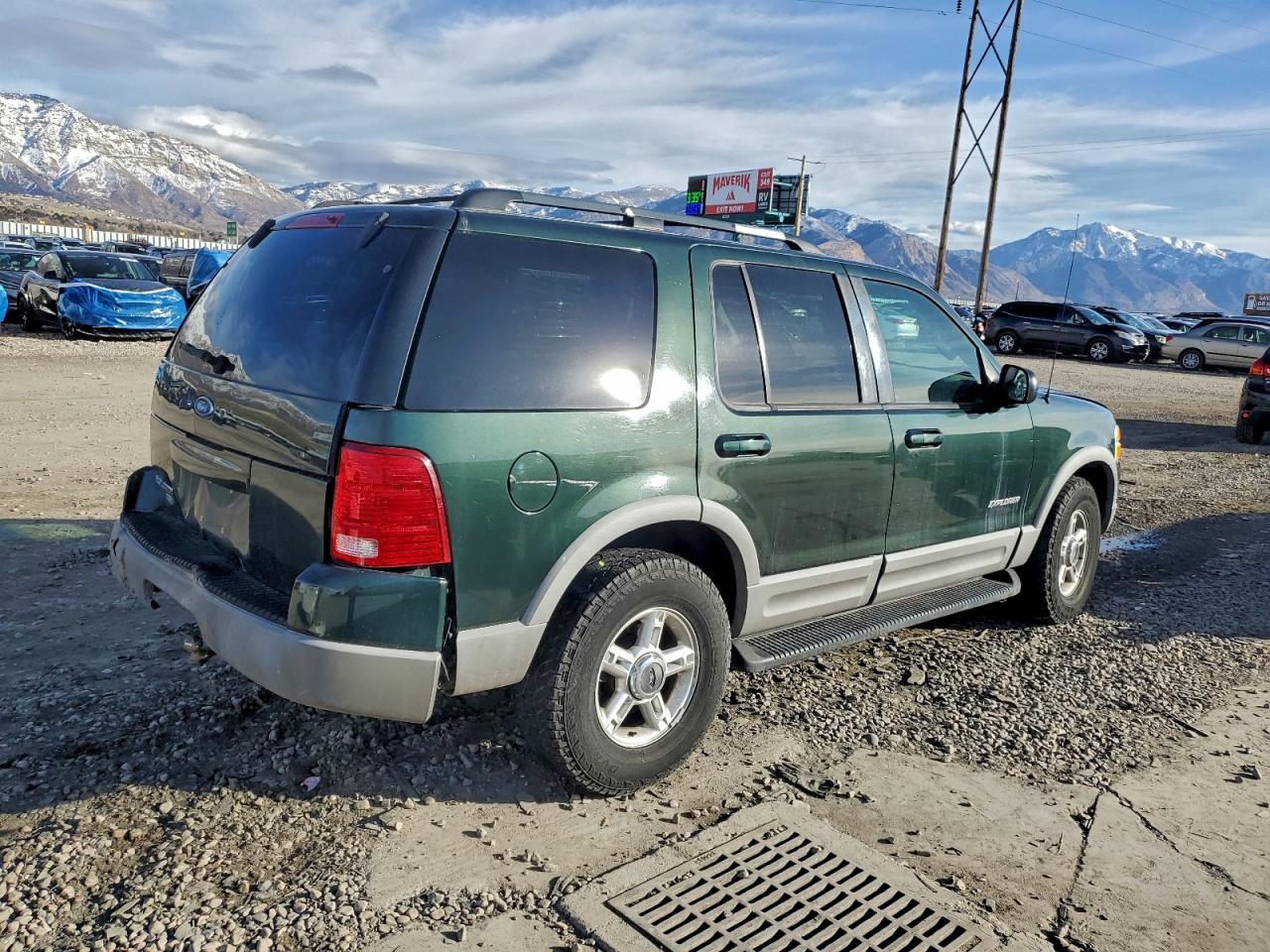 Ford Explorer Xlt Image 6
