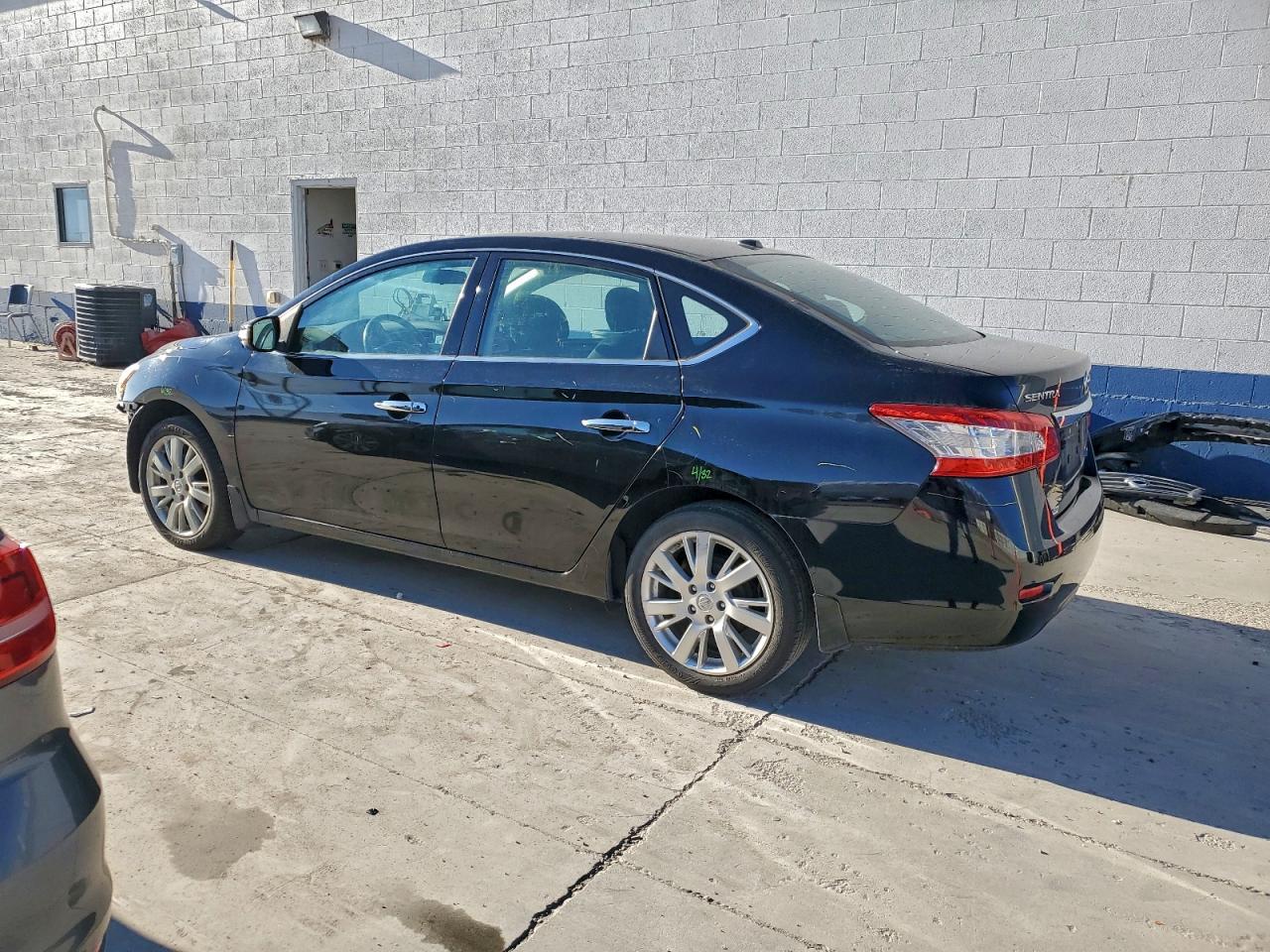 Nissan Sentra S Image 3