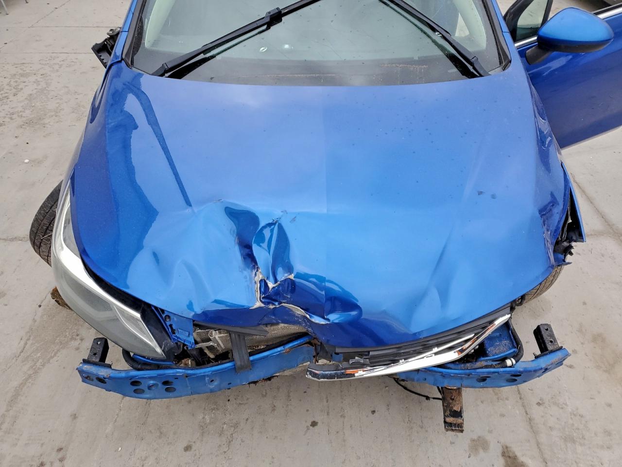 Chevrolet Cruze Lt Image 12