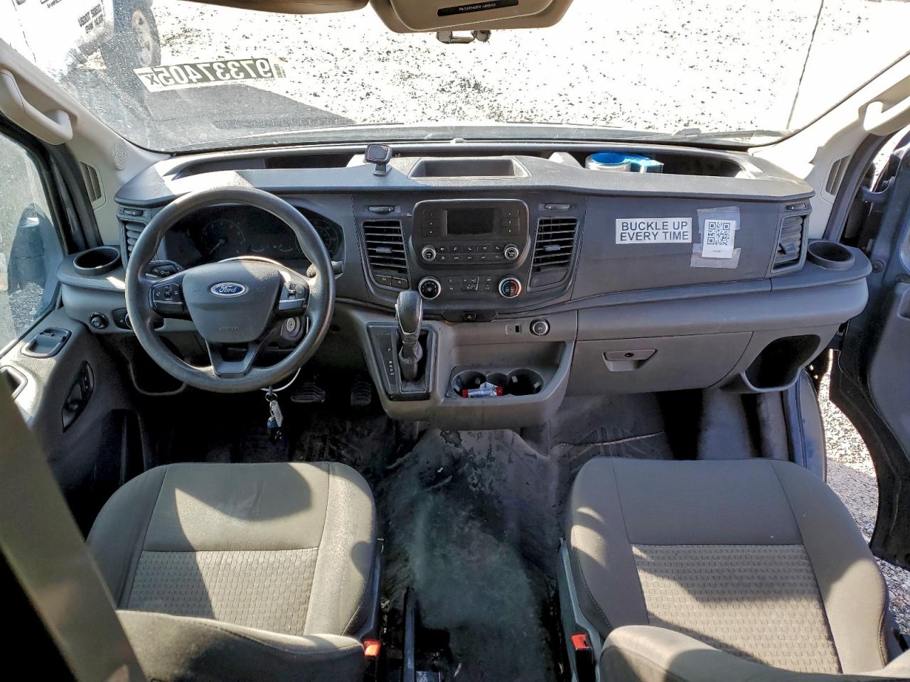 Ford Transit T-250 Image 11