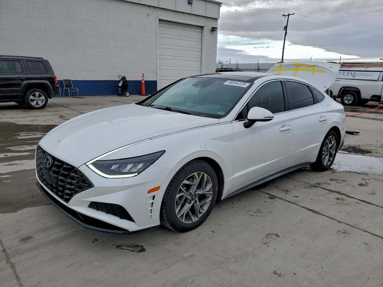 Hyundai SONATA Sel Image 1