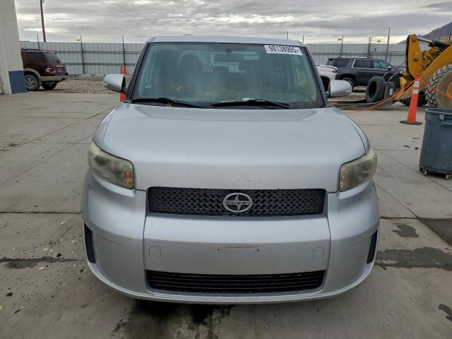 Toyota Scion Xb Image 11