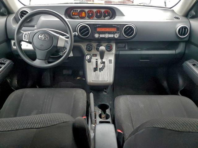 Toyota Scion Xb Image 8