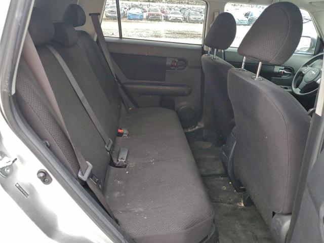 Toyota Scion Xb Image 6