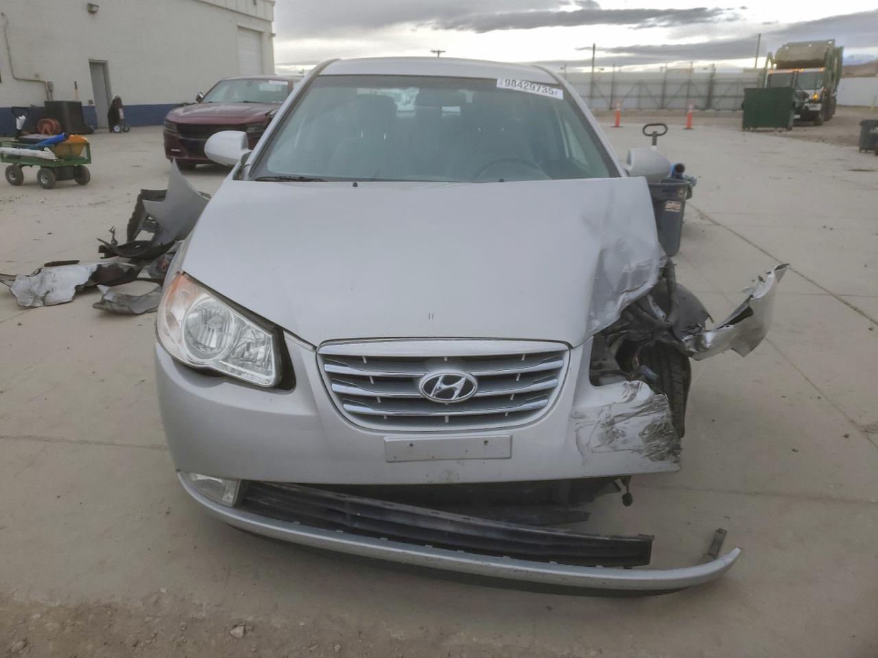 Hyundai ELANTRA Blue Image 3