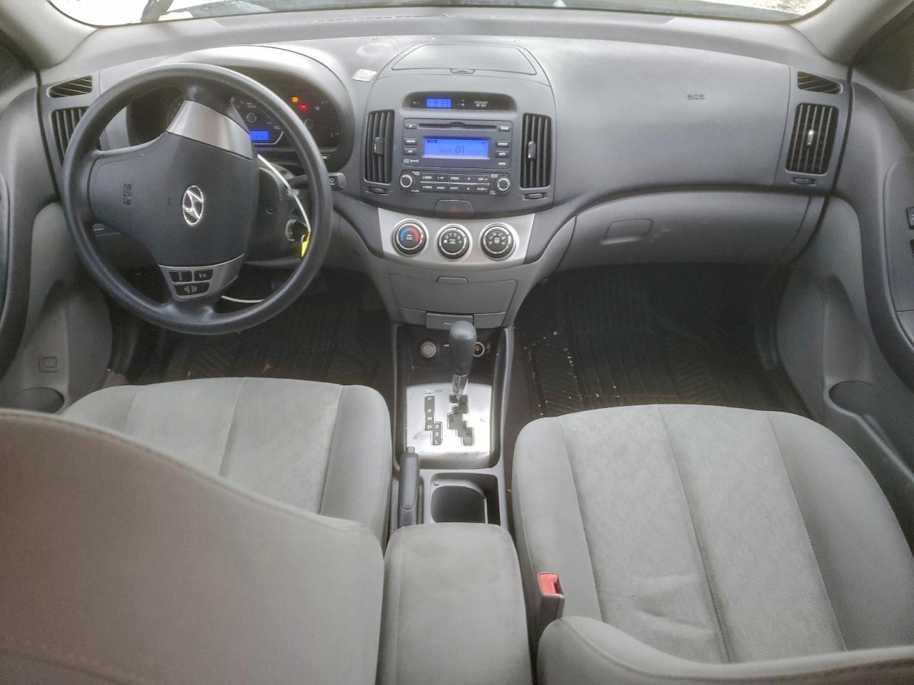 Hyundai ELANTRA Blue Image 5