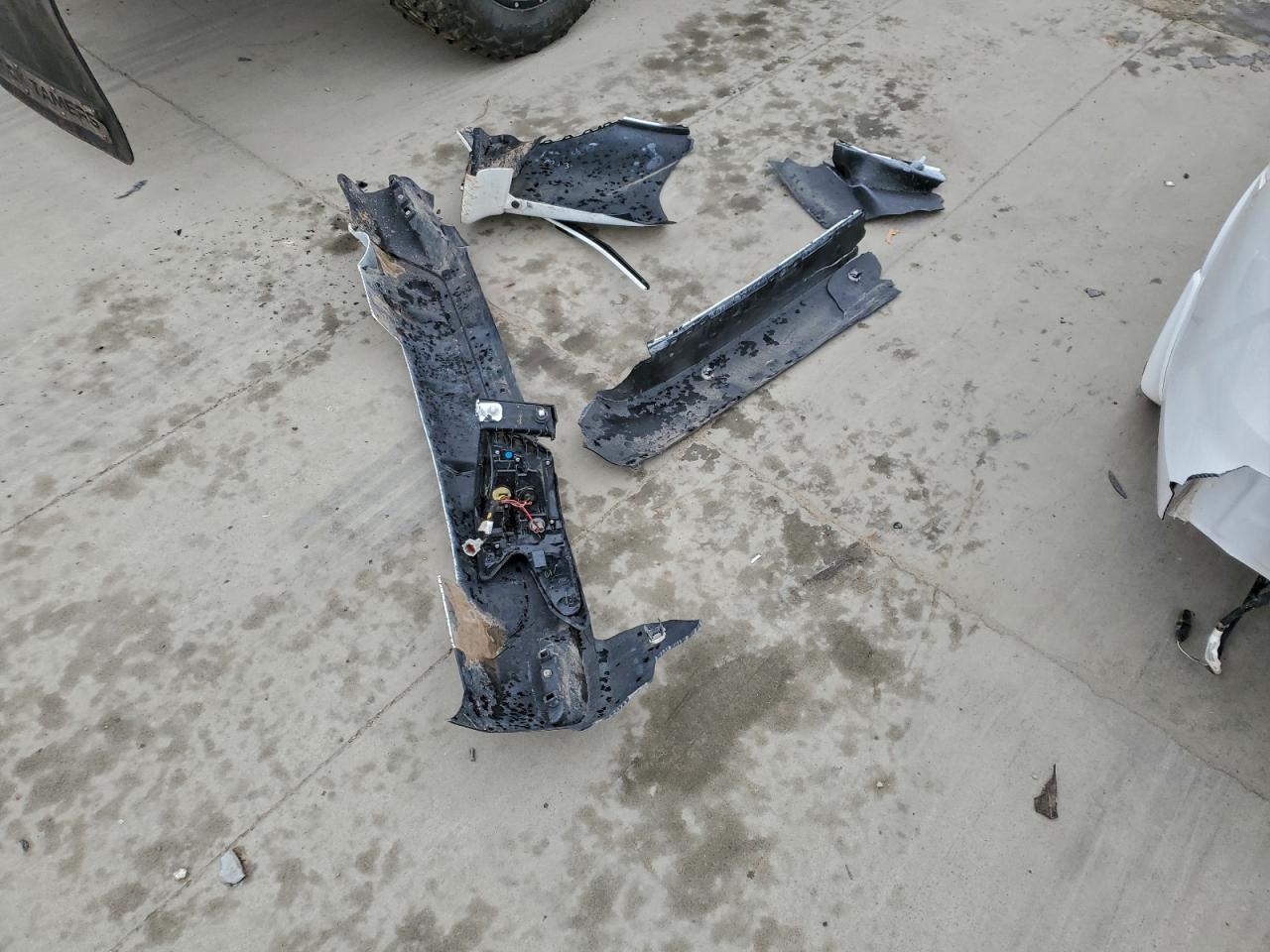 Nissan Versa S Image 7