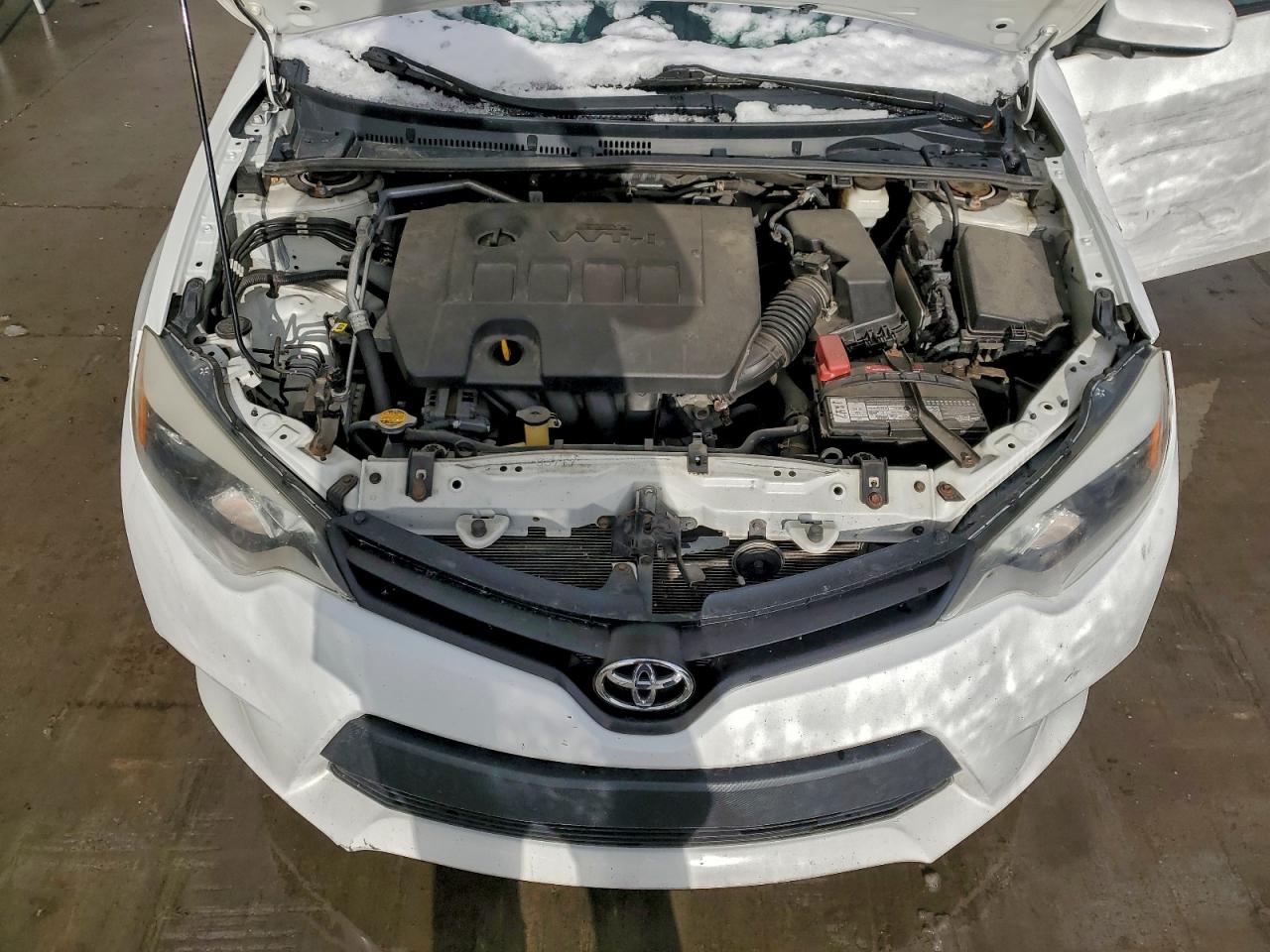 Toyota Corolla L Image 9