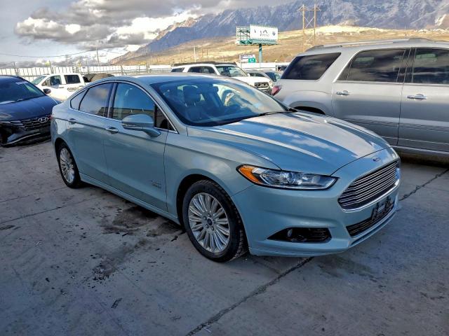 Ford Fusion Titanium Phev Image 9