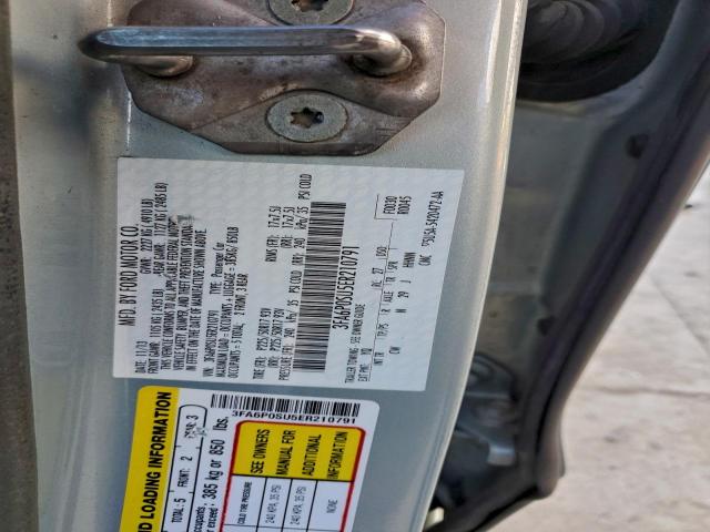 Ford Fusion Titanium Phev Image 10