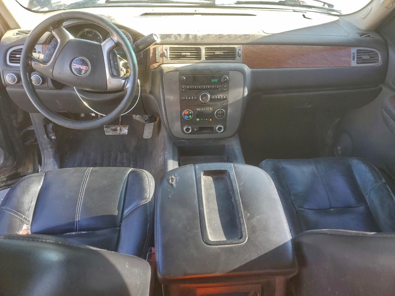 GMC Sierra K2500 Heavy Duty Image 11