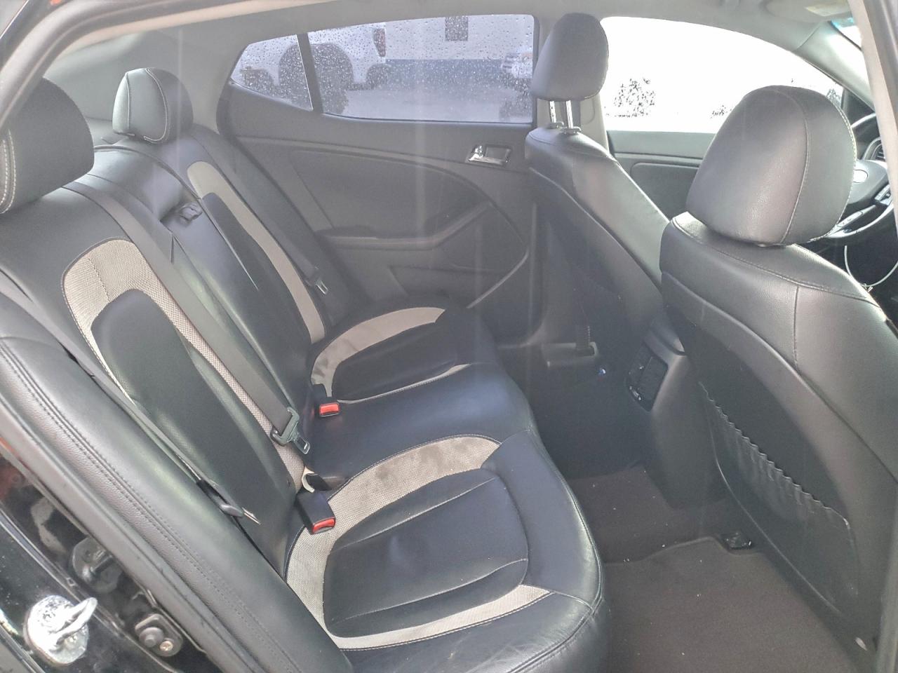 Kia Optima Sx Image 6