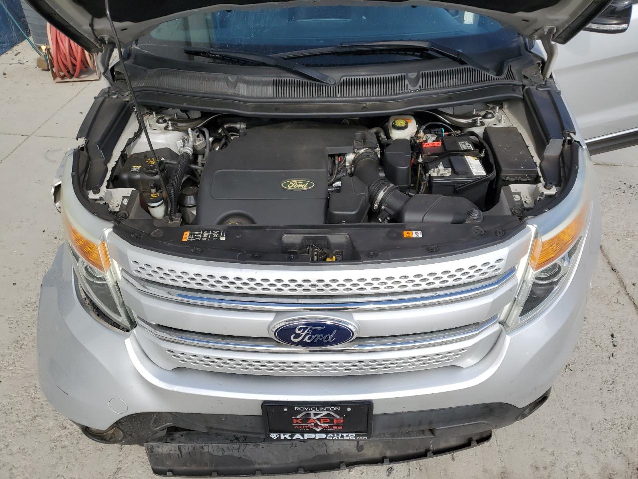 Ford Explorer Xlt Image 13