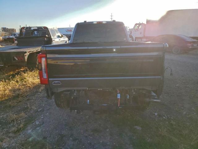 Ford F-350 Super Duty Image 7