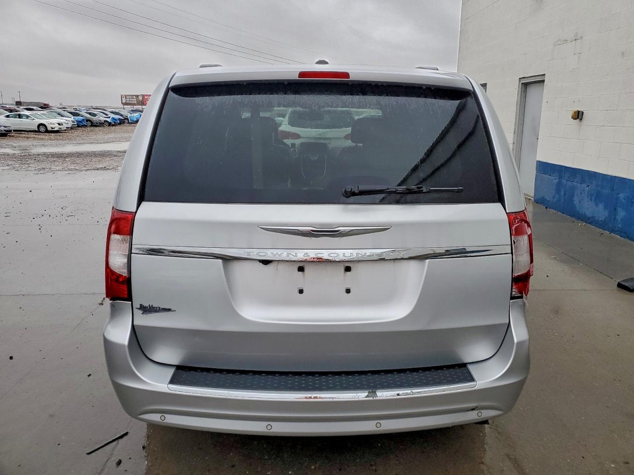 Chrysler Minivan Touring L Image 12