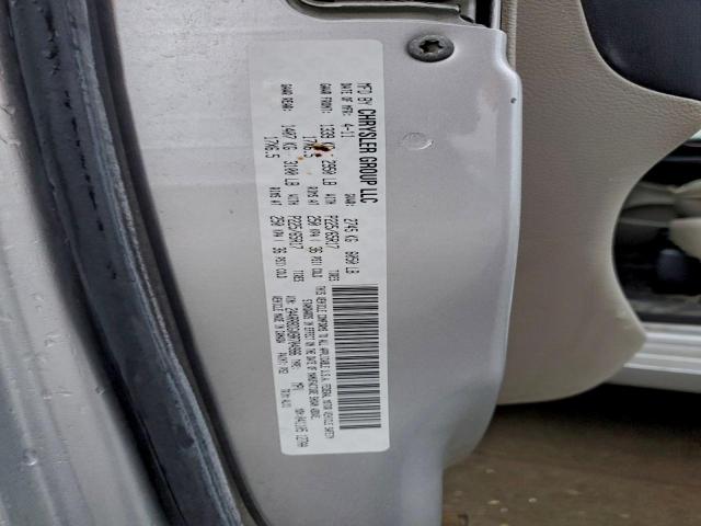 Chrysler Minivan Touring L Image 10