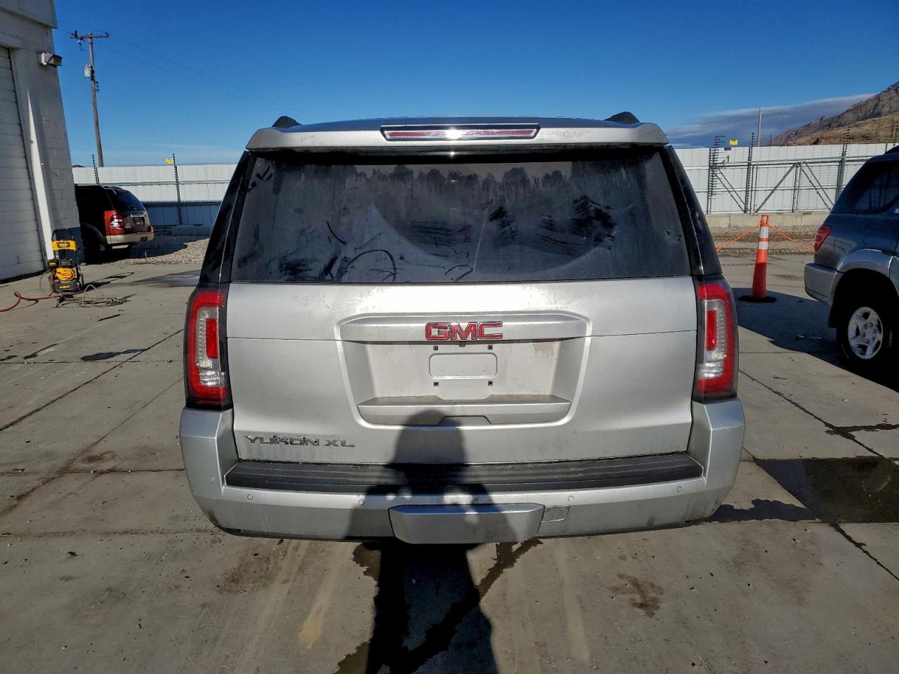 GMC Yukon K1500 Slt Image 7