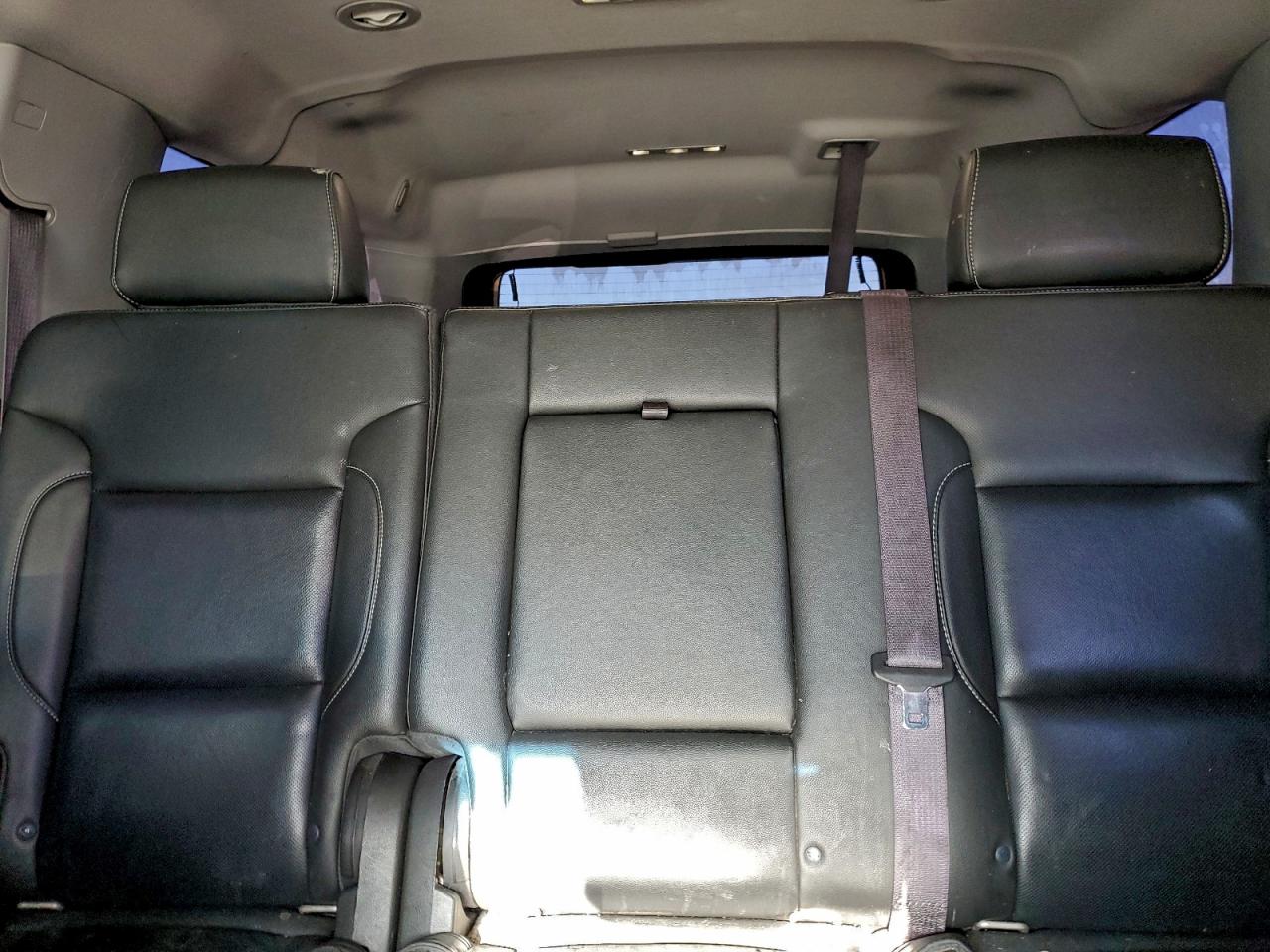 GMC Yukon K1500 Slt Image 8