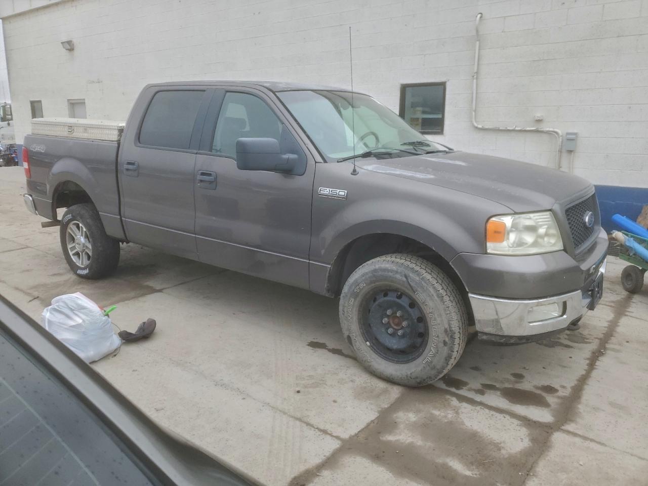 Ford F-150 Supercrew Image 4