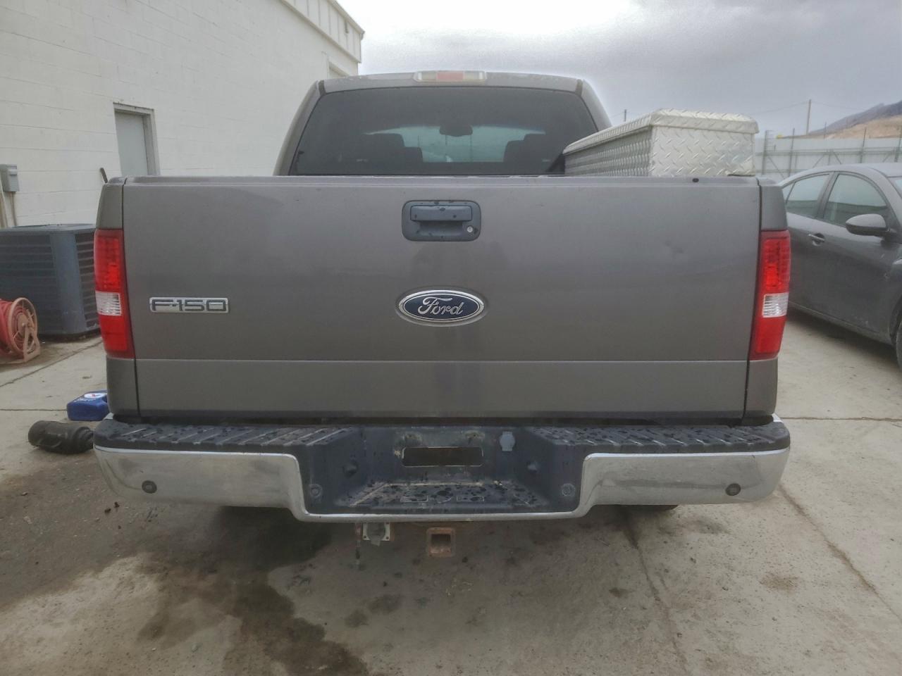 Ford F-150 Supercrew Image 11